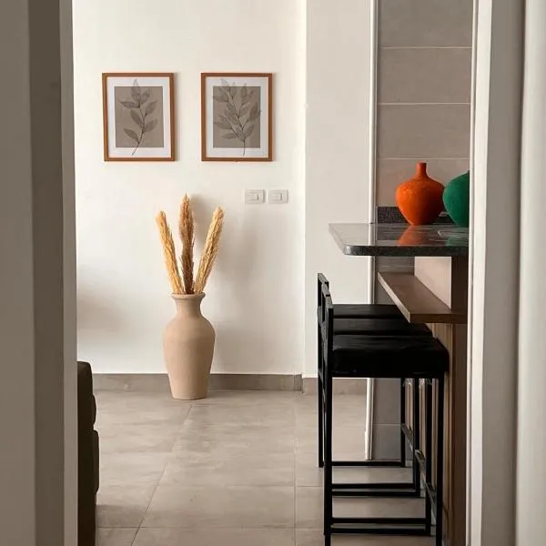 First Guest! Stylish 3BD APT, hotel v destinaci Madinaty