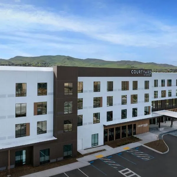 Courtyard by Marriott Antioch Pittsburg, hotel v destinaci Pittsburg