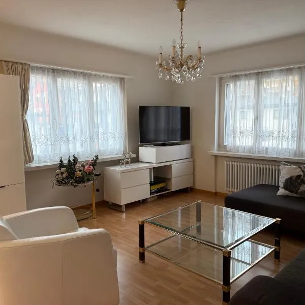 Moderne Ferienwohnung Lenzerheide mit Aussicht, hotel v destinaci Lenzerheide