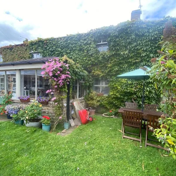 Chapel Cottage Clitheroe Road, hotel em Waddington