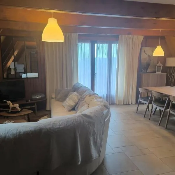 Très beau chalet familial, hotel en La Colmiane