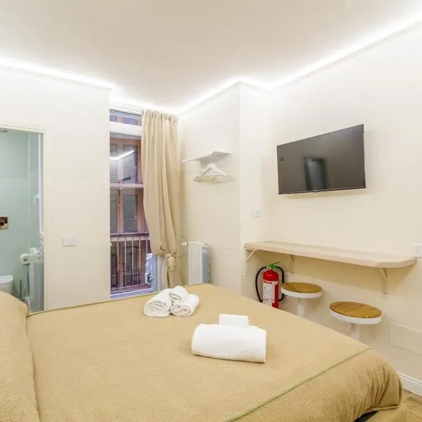 Petite Suite - Design & Comfort, готель у Мілані