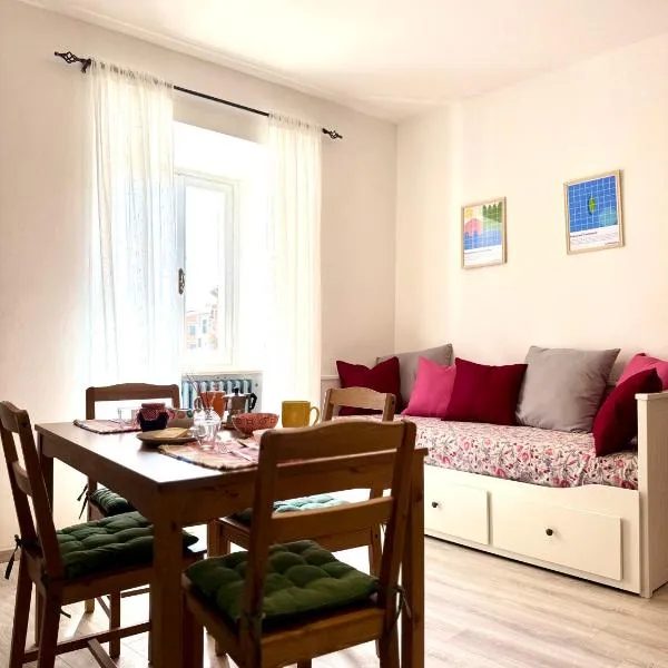 Appartamento in pieno centro - La Piazzetta, hotel in Passignano sul Trasimeno