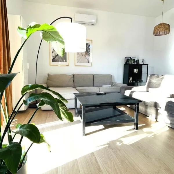 House FLOW, 3 room, free 2 parking, hotel v Bratislave