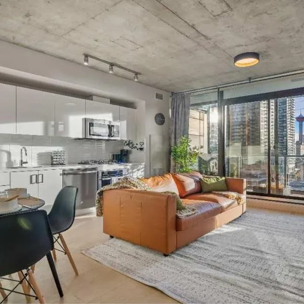 Miso 2 BD - Skyline View Patio Gym Pool & AC，卡爾加里的飯店