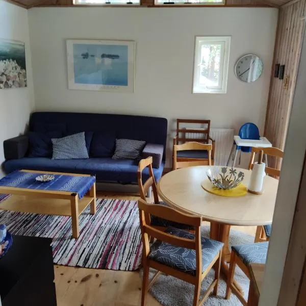 Sköna stugan, hotel v destinaci Kolmarden