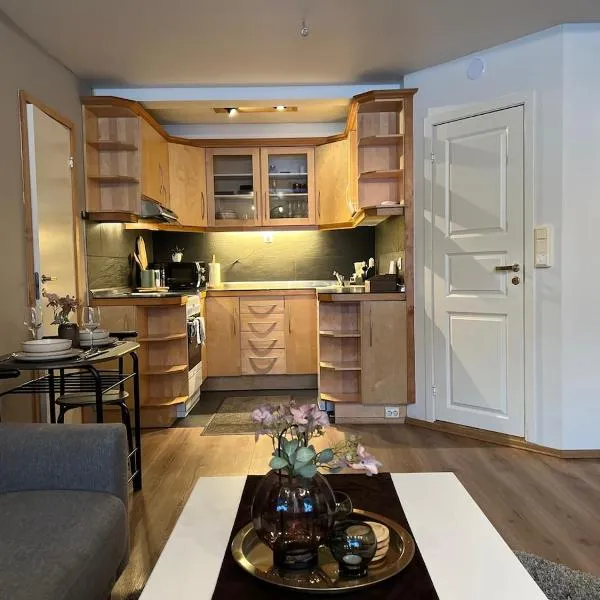 Apartment ØM3, hotel in Tromsø