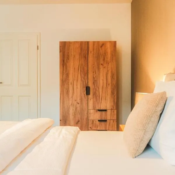 Komfortable Ferienwohnung mit Aufzug, zwei Balkonen & ideal für bis zu 6 Gäste – hotel w mieście Bad Ems