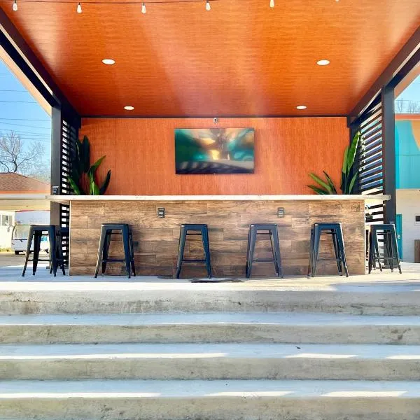 Far Out Motel, hotel a Starkville