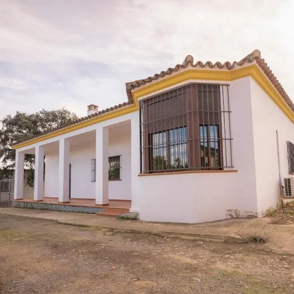 Casa Rural Manuel Sevillano, hotel in Bornos