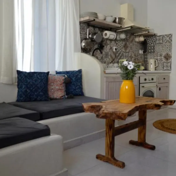 Guesthouse Evilia, hotel in Poros