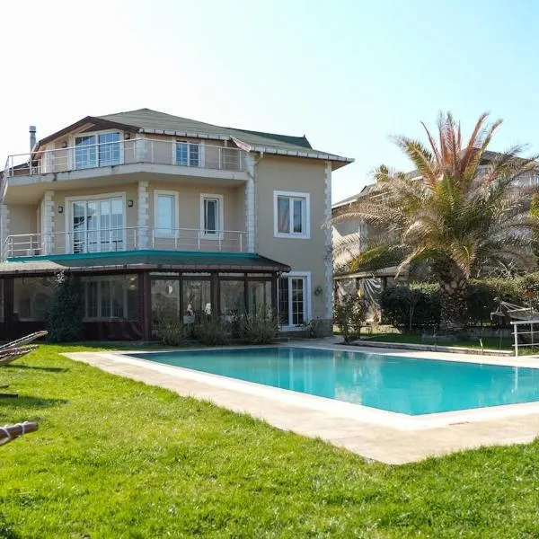 Villa Moon, hotel in Gebze