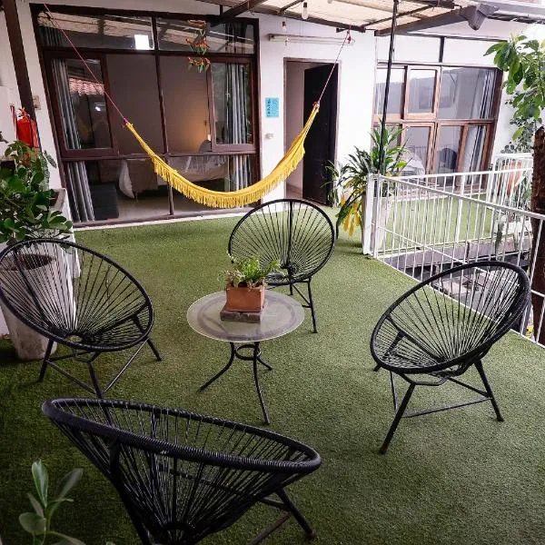 Altillo privado con desayuno artesanal en pleno centro, hotel v mestu Asuncion