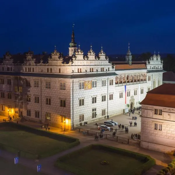 Zámecké apartmány Litomyšl, hotel in Němčice