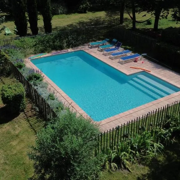 Villa Toscane créations à 20 mn de Toulouse, hotel v destinaci Azas