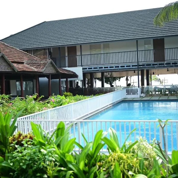 West Bay Palm TreeHeritage Beach Resort: Varkala şehrinde bir otel