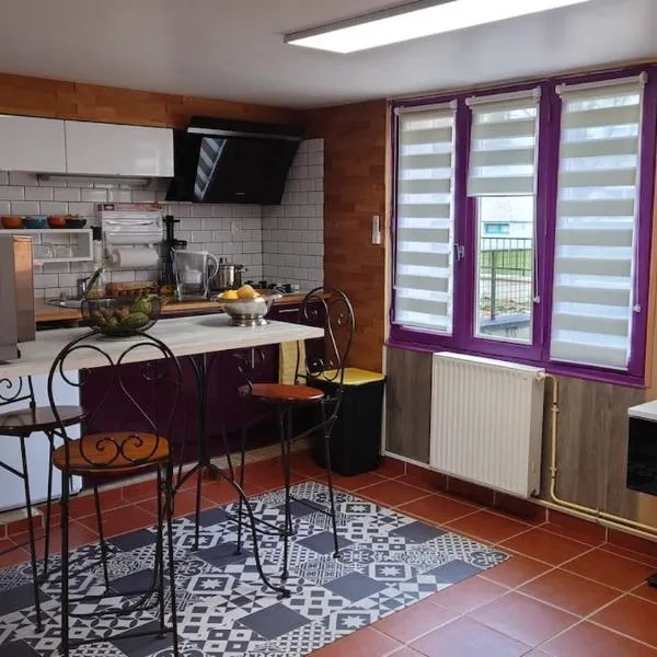 Chez David, hotel in Bressuire