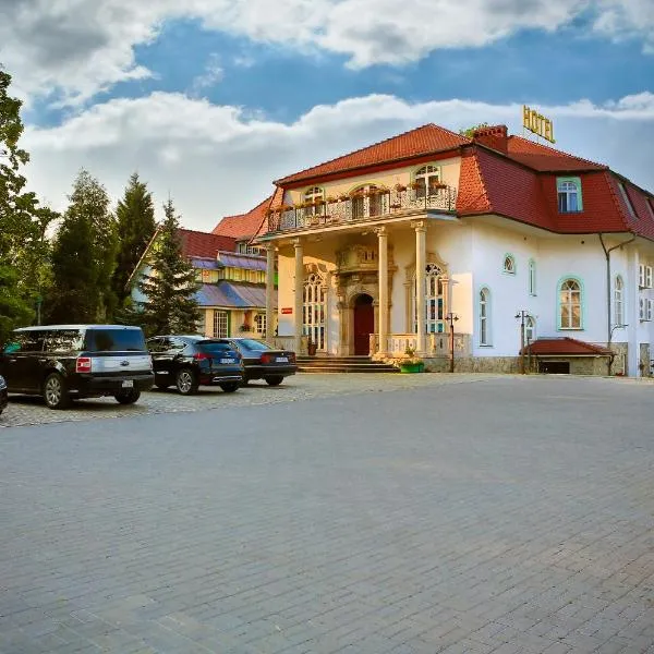 Hotel Garden, hotel in Dąbrowa Bolesławiecka