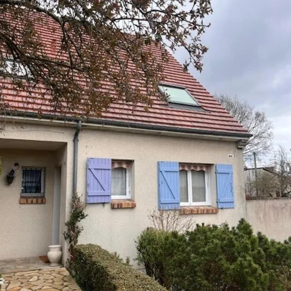 Maison cosy proche Paris-Orly, hotel in Vigneux-sur-Seine