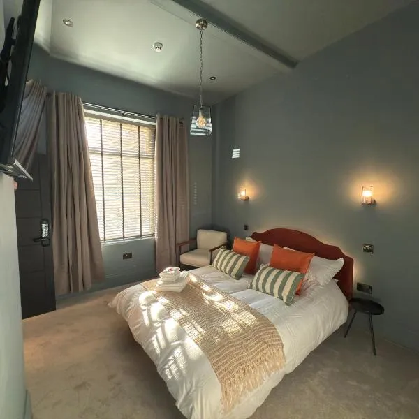 Akroyd House - The Mackintosh Room, hotel in Halifax