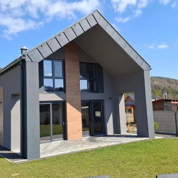 Chalet Prestige, hotel in Valča