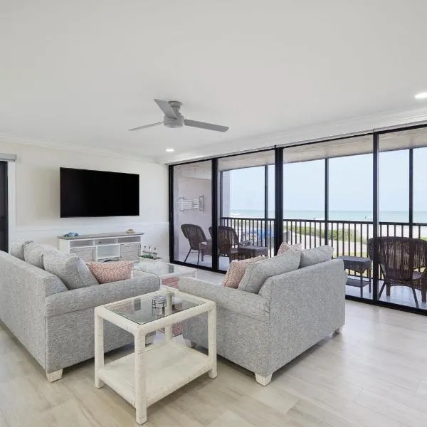 Sundial A201- Premier Beach View Two Bedroom Residence at Sundial Sanibel، فندق في سانيبل