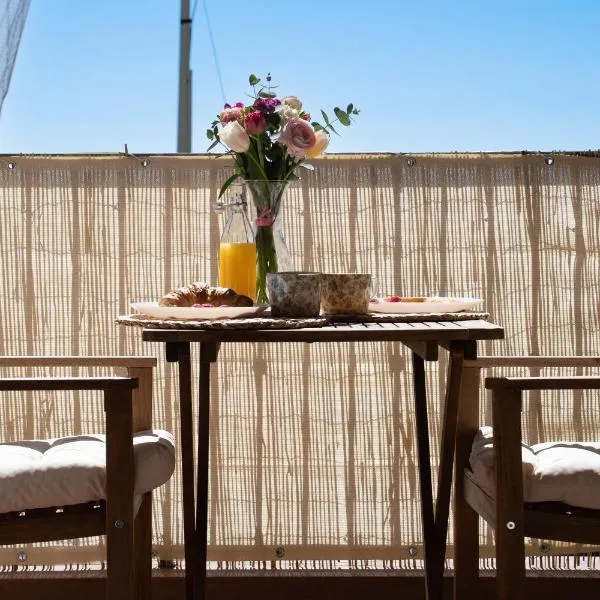 Riotorto - Appartamento con terrazzo vista mare e giardino, hotel v destinaci Riotorto