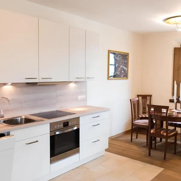 Ferienwohnung am Blasturm, hotel v destinaci Schwandorf in Bayern