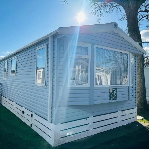 Island Escape Sandown, hotel a Sandown