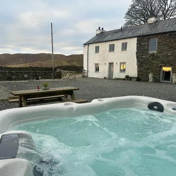 Lower Carhullan、ペンリスのホテル