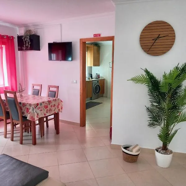 Saudade Peniche Apartment, hotel in Peniche
