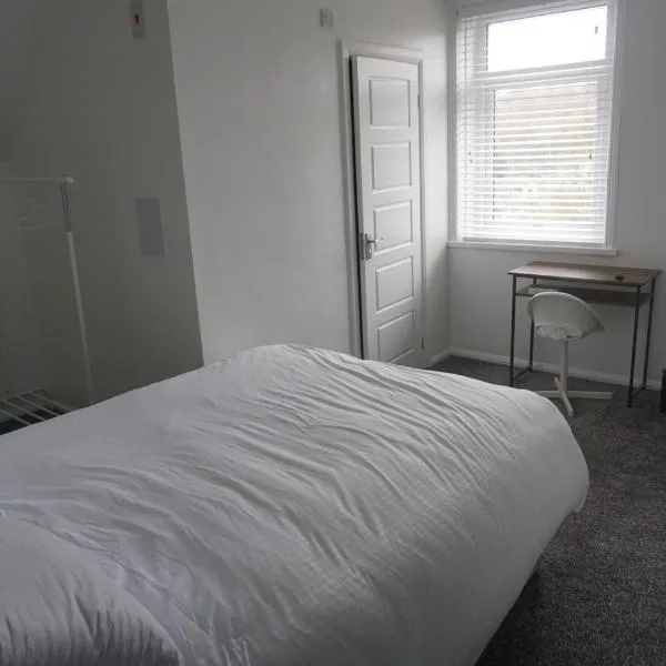 Horsforth Rooms by LBA, hotel v destinaci Horsforth