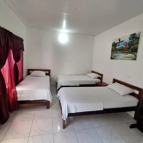 Heliconias Hotel, hotel a Leticia