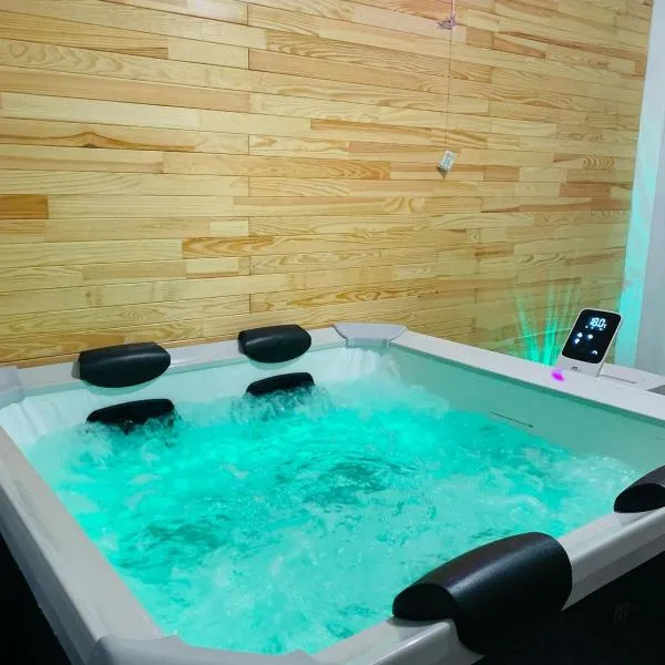Maison 2 chambres avec jaccuzi de 2 à 4 pers, hotel v destinaci Broons