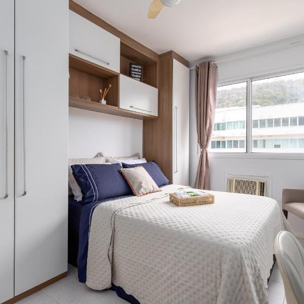 Apto 2 Quartos com Varanda em Frente ao RioCentro Barra Olimpica Wi-Fi Rapido Piscina Cozinha Completa e Estacionamento Portaria 24h Sala Homeoffice Brinquedoteca e Parquinho Infantil Ideal para Grupos Familias e Hospedes a trabalho - Foto 2