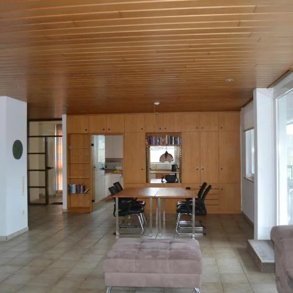 PentArtHouse, hotel in Burscheid