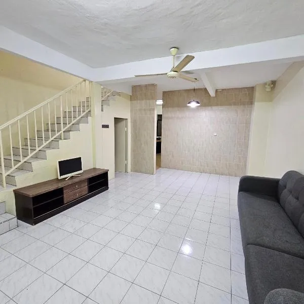 May Flower Hostel, khách sạn ở Ipoh