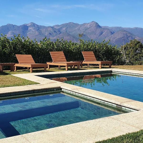 Casa Alto Itaipava vista incrível, piscina e hidro