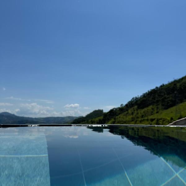 Casa com vista exuberante, no interior de São Paulo