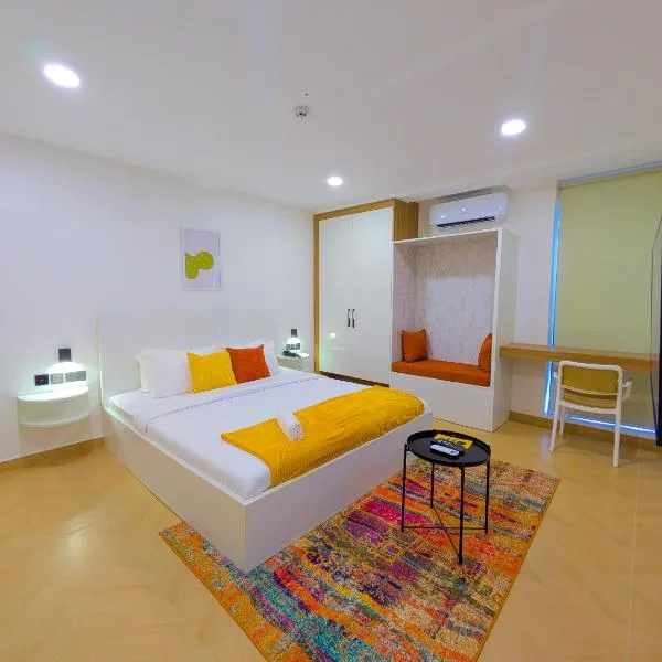 Yellow Door Hotels, hotel v destinaci Abudža