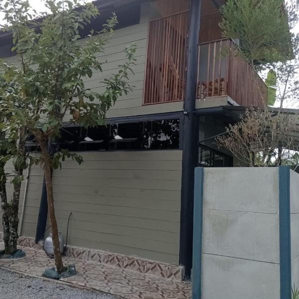 Chalé Duplex monte fuji ubatumirim