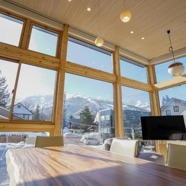 KYLA by Hakuba White Fox, Echoland Luxe w Mountain Views, hotel en Hakuba