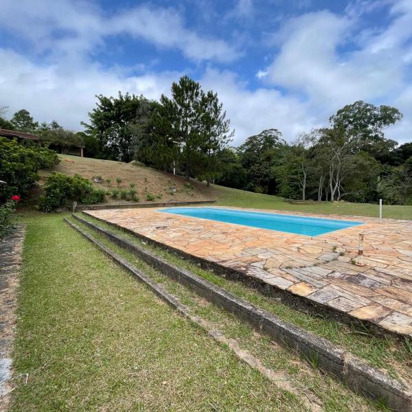 Lazer, conforto 1h de SP com wifi, piscina e quadra - Foto 4