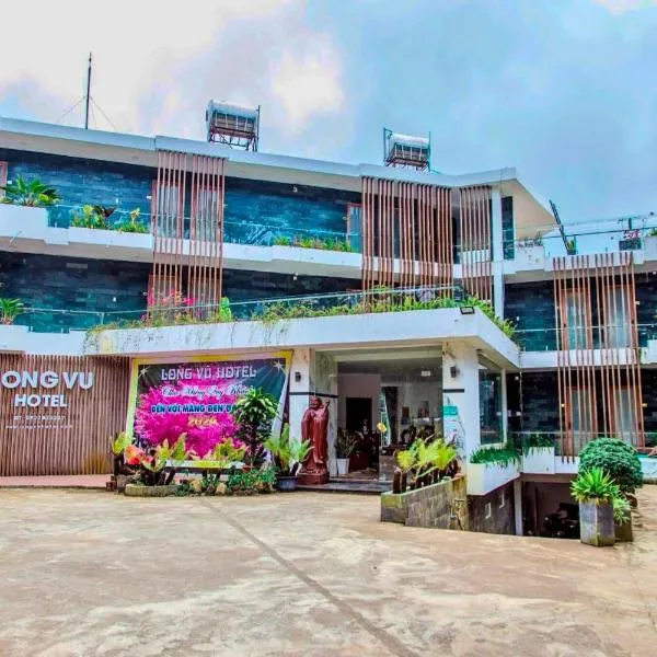 Hotel & Homestay Long Vũ Măng Đen, khách sạn ở Kon Tum