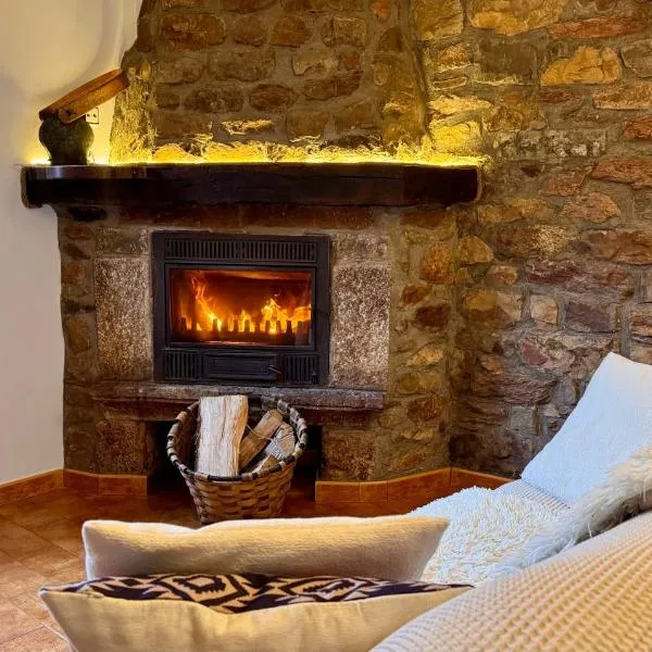 Apartamentos y Casas de Aldea La Pornacal, hotel v destinaci Villar de Vildas