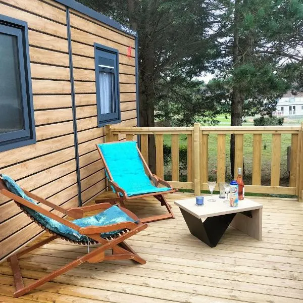 Chalet baie de Canche dans la pinède, hotel v destinaci Étaples