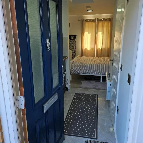 Muhazee Lodge, hotel v destinaci Orton Waterville