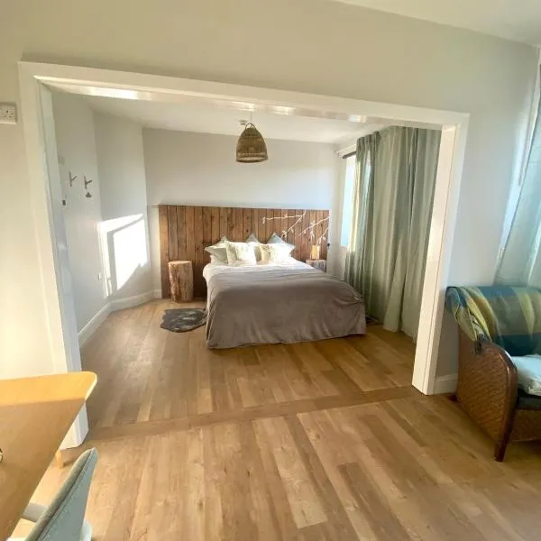 Burren Nature Sanctuary Apartment, hotel a Galway