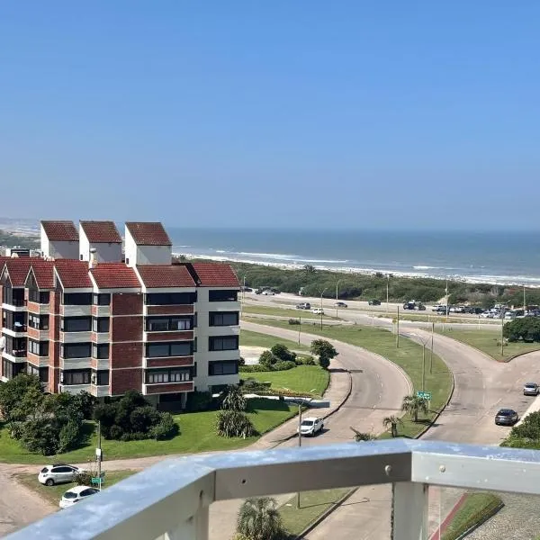 Torre Marina a pasos de Playa Brava, hotel di Punta del Este