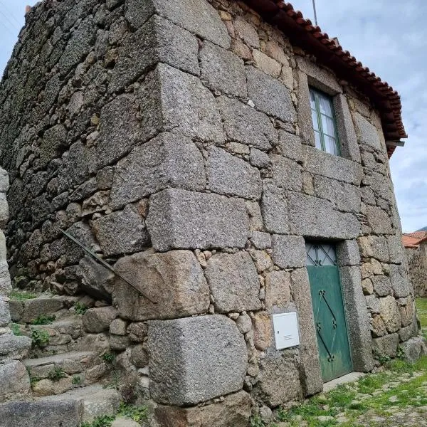 Casa de Aldeia Vale do Mondego, hotel in Guarda